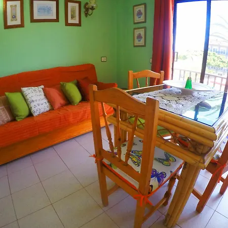 Av Suecia 1º Izquierda Apartament